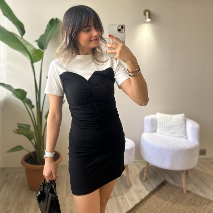 TİŞÖRT DETAYLI ÖPÜCÜK YAKA ELBİSE