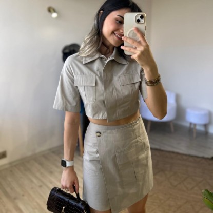 Çağla Rengi Gömlekli Takım